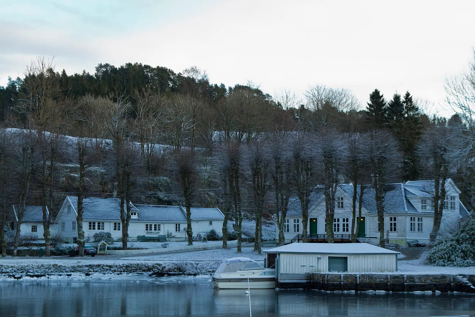 Alvøen hovedgård